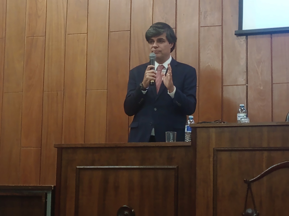 Vice-presidente da OAB SP palestra na abertura da Semana Jurídica em Amparo