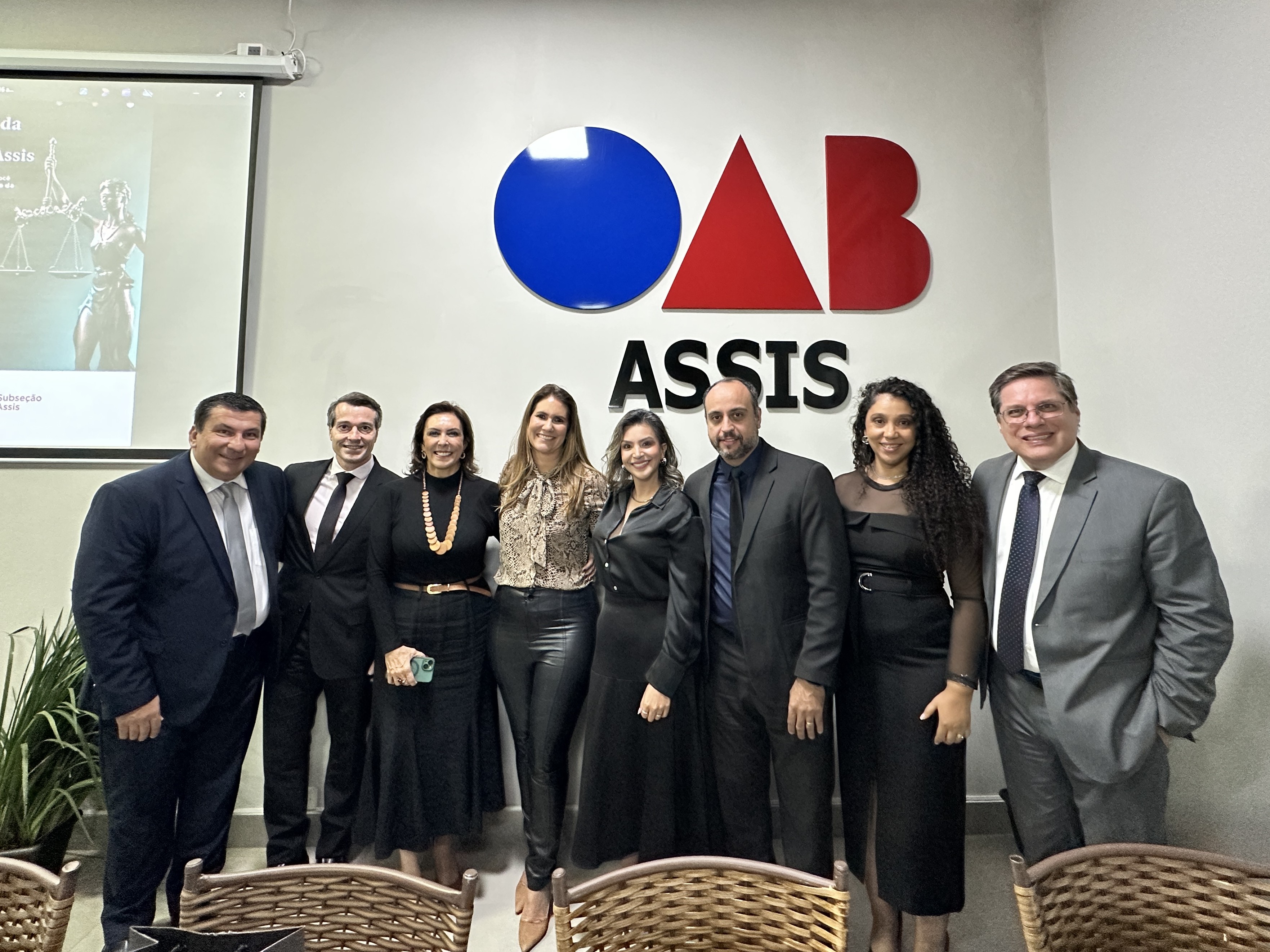 Diretor-tesoureiro da OAB SP participa da cerimônia de posse da diretoria da Subseção de Assis
