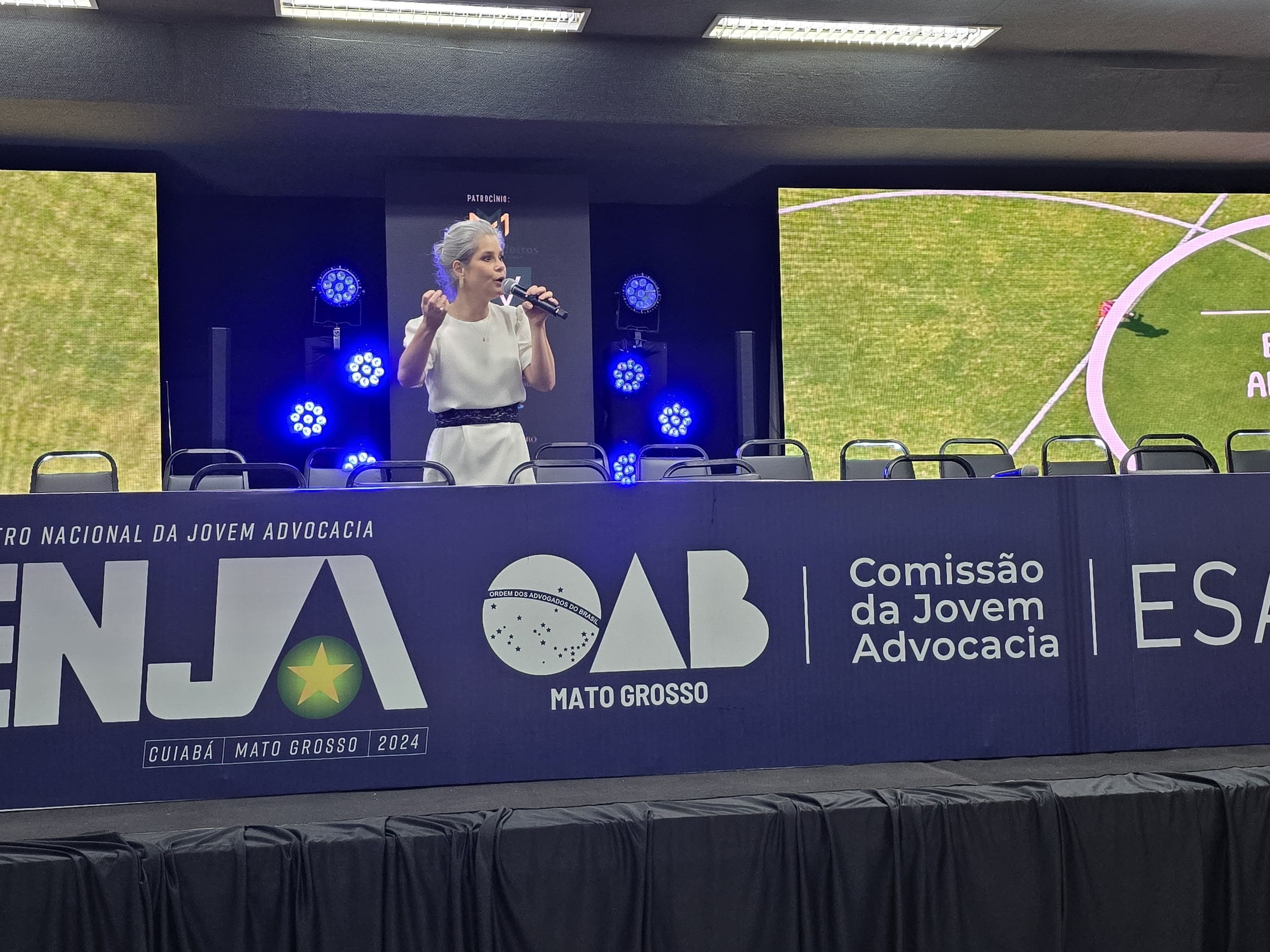 Presidente da OAB SP destaca força da jovem advocacia durante evento em MT