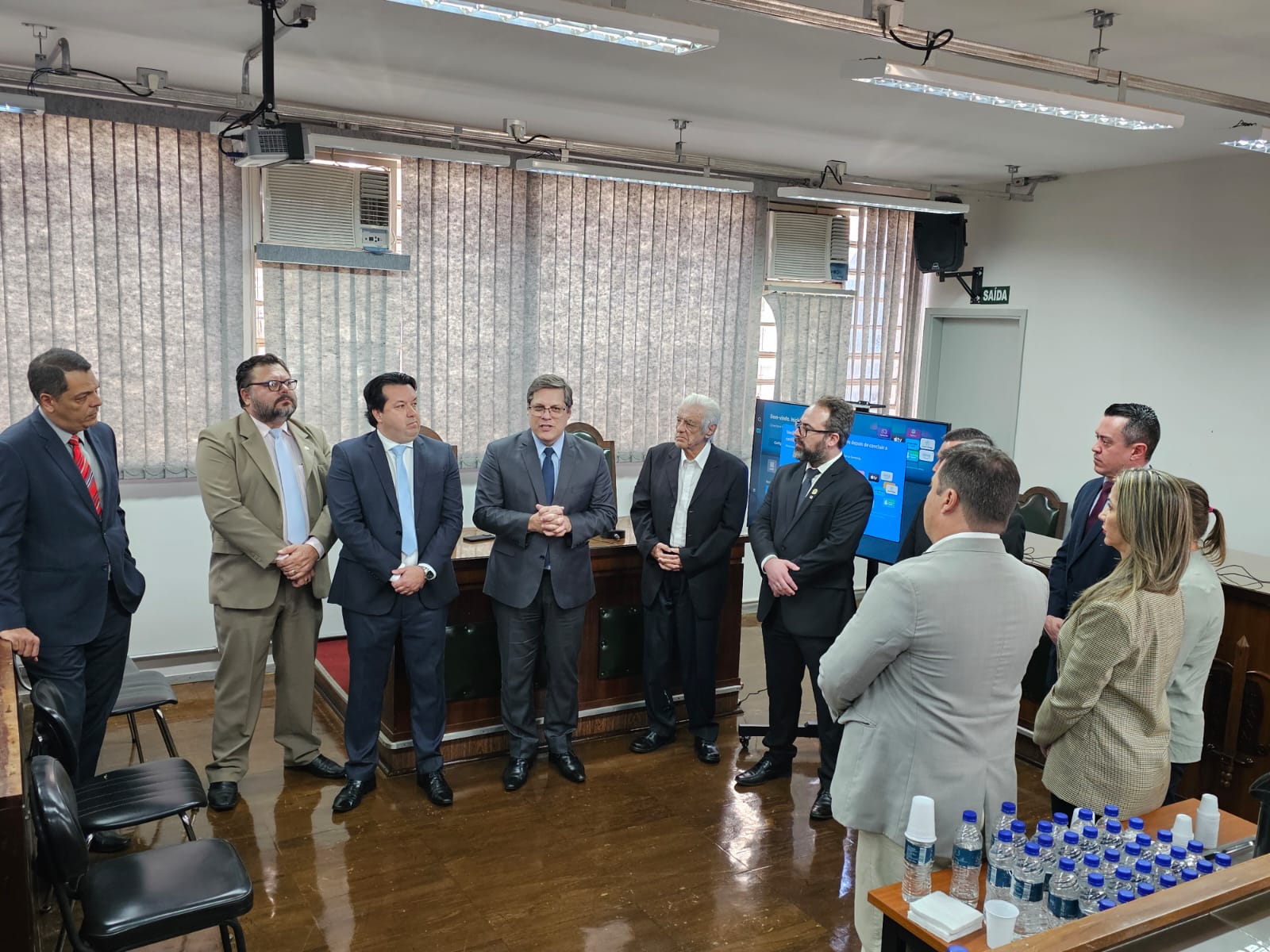 OAB SP entrega sistema audiovisual para uso da advocacia nas sessões do Tribunal do Júri em Araraquara
