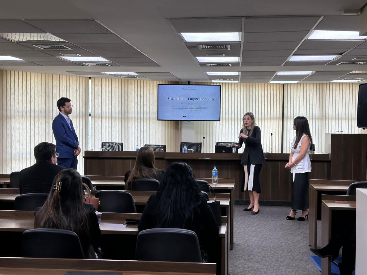 Startando a Carreira da OAB SP orienta novos advogados com foco em protagonismo profissional