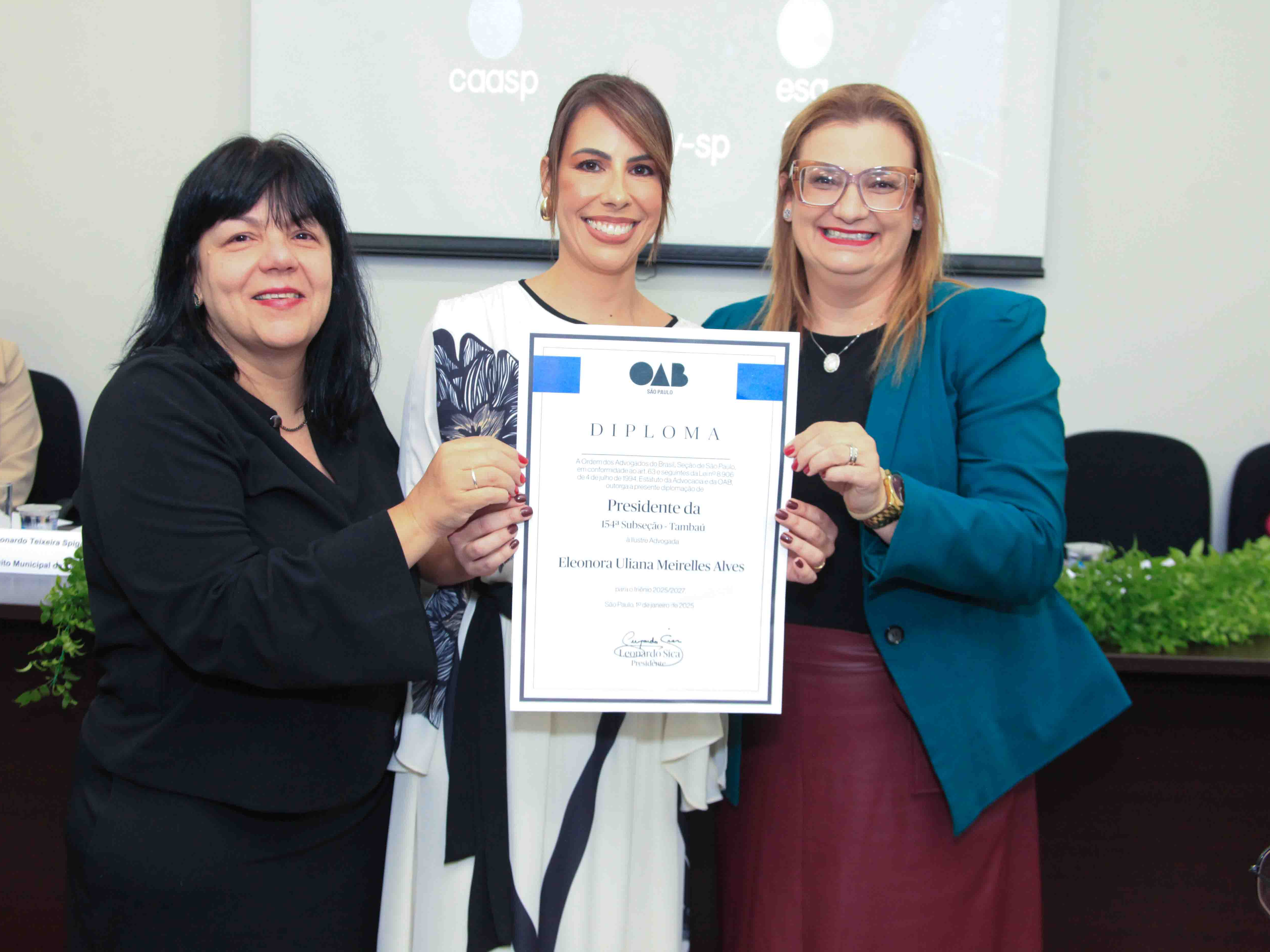 Secretária-geral da OAB SP participa da cerimônia de posse da diretoria da Subseção de Tambaú