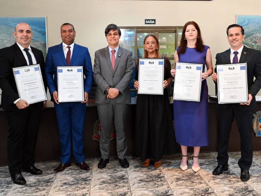 Diretoria da Subseção de Rosana toma posse com participação do presidente da OAB SP