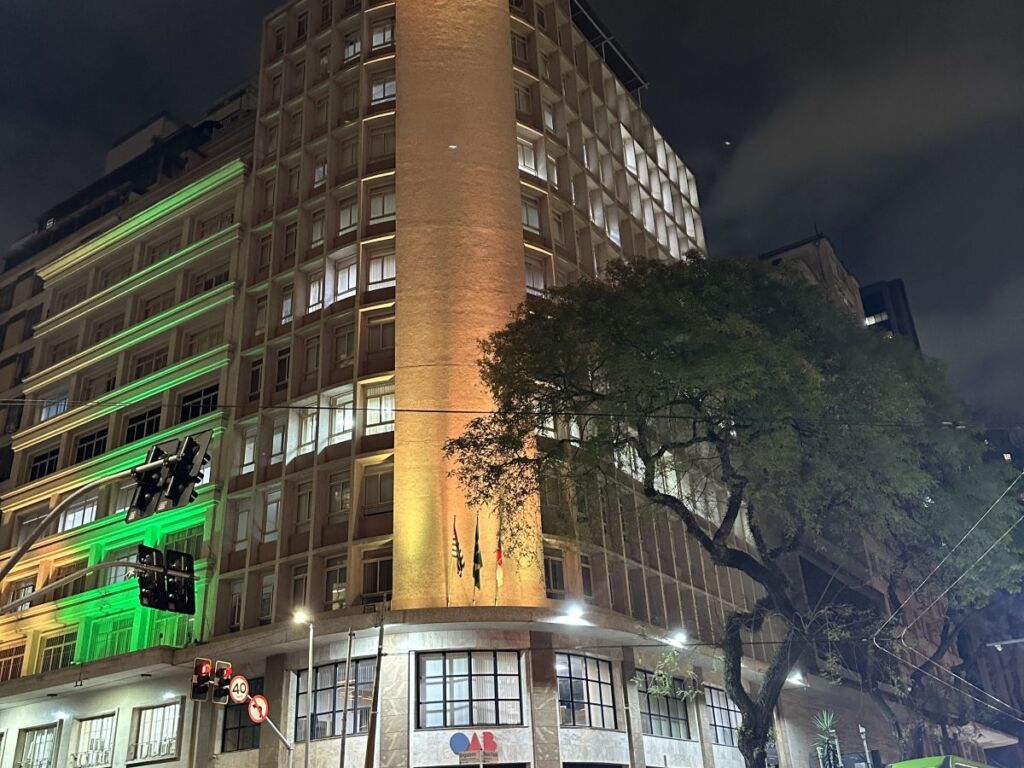 Setembro Amarelo: OAB SP ilumina sede em apoio à vida e à saúde mental