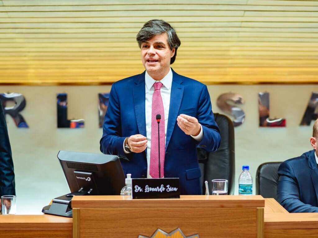 Presidente da OAB SP prestigia evento de posse da diretoria da Subseção de Avaré
