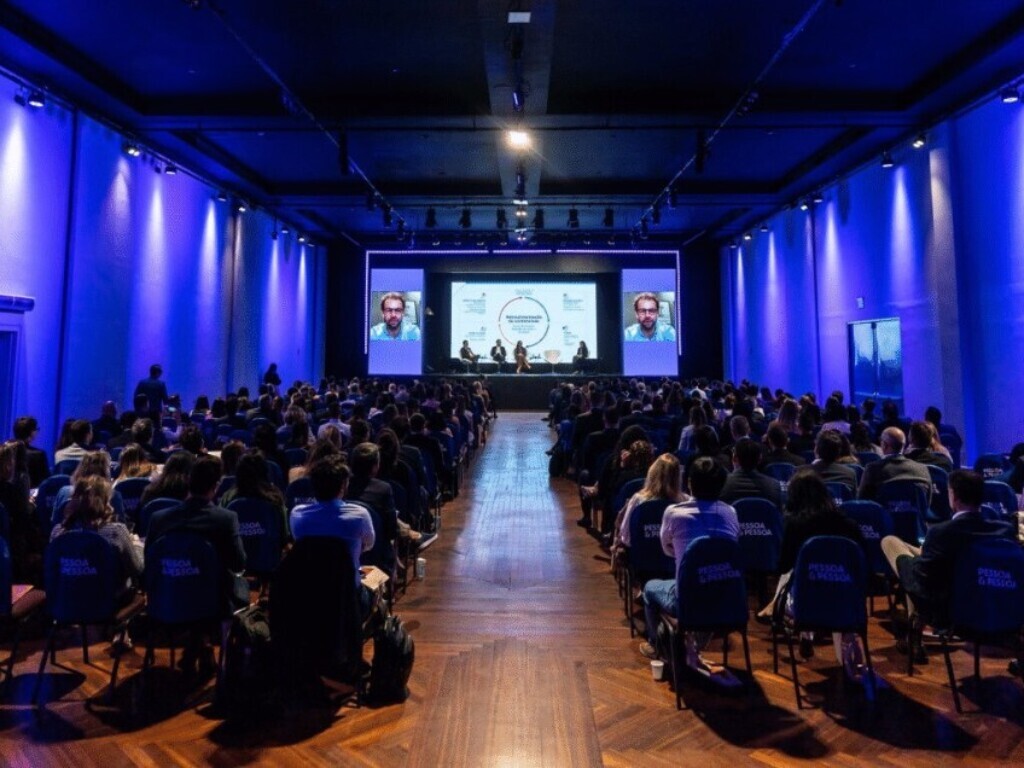 Presidente da OAB SP participa do C Law Experience, evento sobre gestão e inovação jurídica