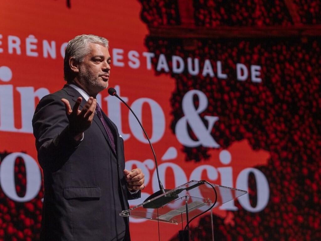 ‘O encaminhamento jurídico será um grande diferencial para que o Brasil sirva como um imã para investimentos mundiais’, Troyjo ressalta em Conferência da OAB SP
