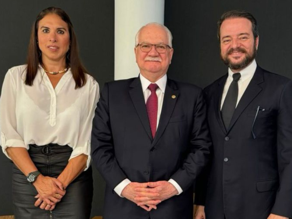 OAB SP entrega aos ministros Luiz Fux e Edson Fachin a ‘Carta pela Competência da Justiça do Trabalho’