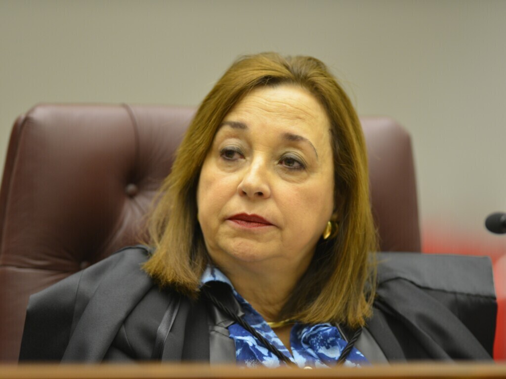 Nota de pesar - Assusete Dumont Reis Magalhães