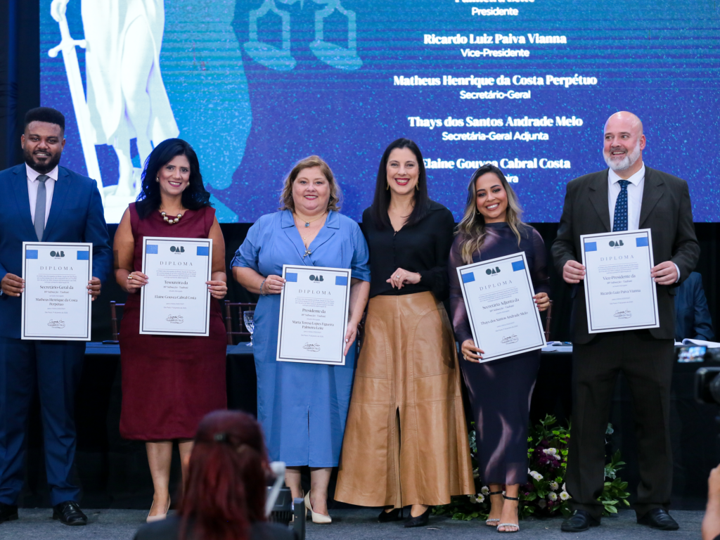 Vice-presidente da OAB SP prestigia cerimônia de posse da diretoria da Subseção de Taubaté