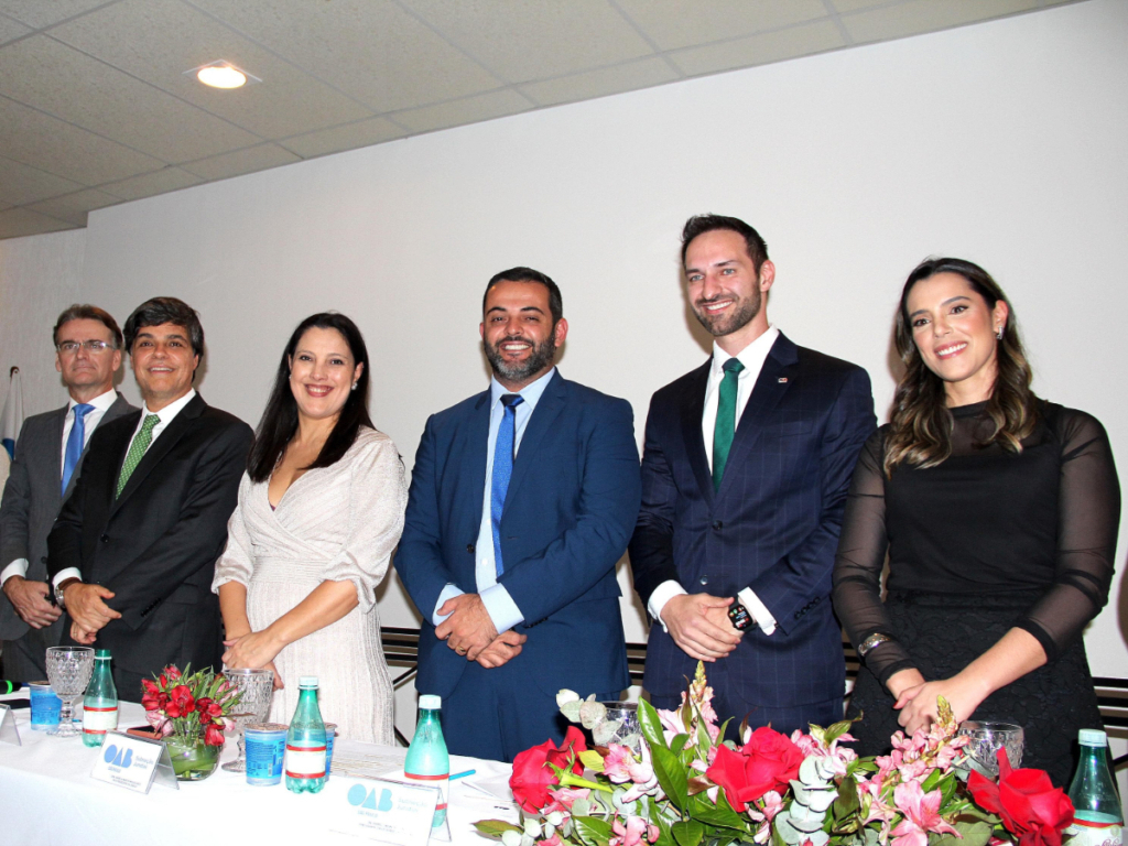 Presidente e vice-presidente da OAB SP prestigiam cerimônia de posse da diretoria da Subseção de Jundiaí