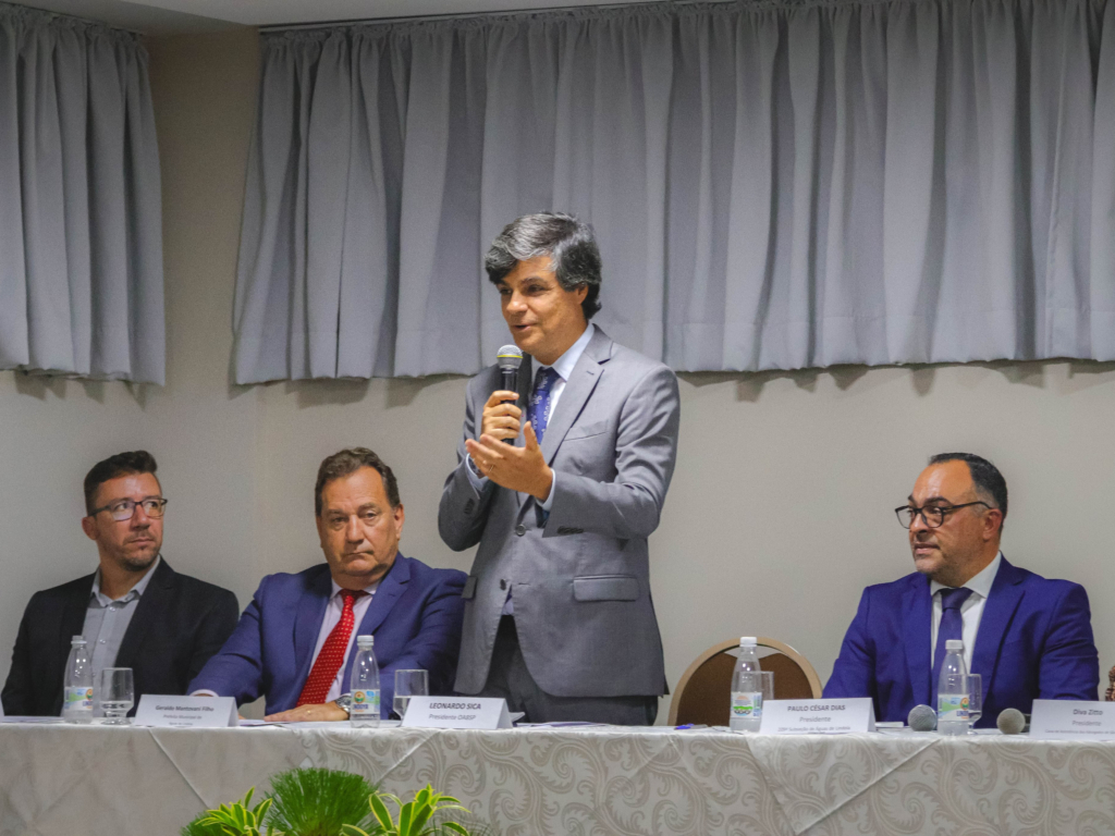 Presidente da OAB SP participa da cerimônia de posse da diretoria da Subseção de Águas de Lindóia