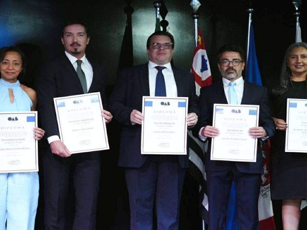 Nova diretoria da OAB Orlândia para o triênio 2025/2027 toma posse em cerimônia solene