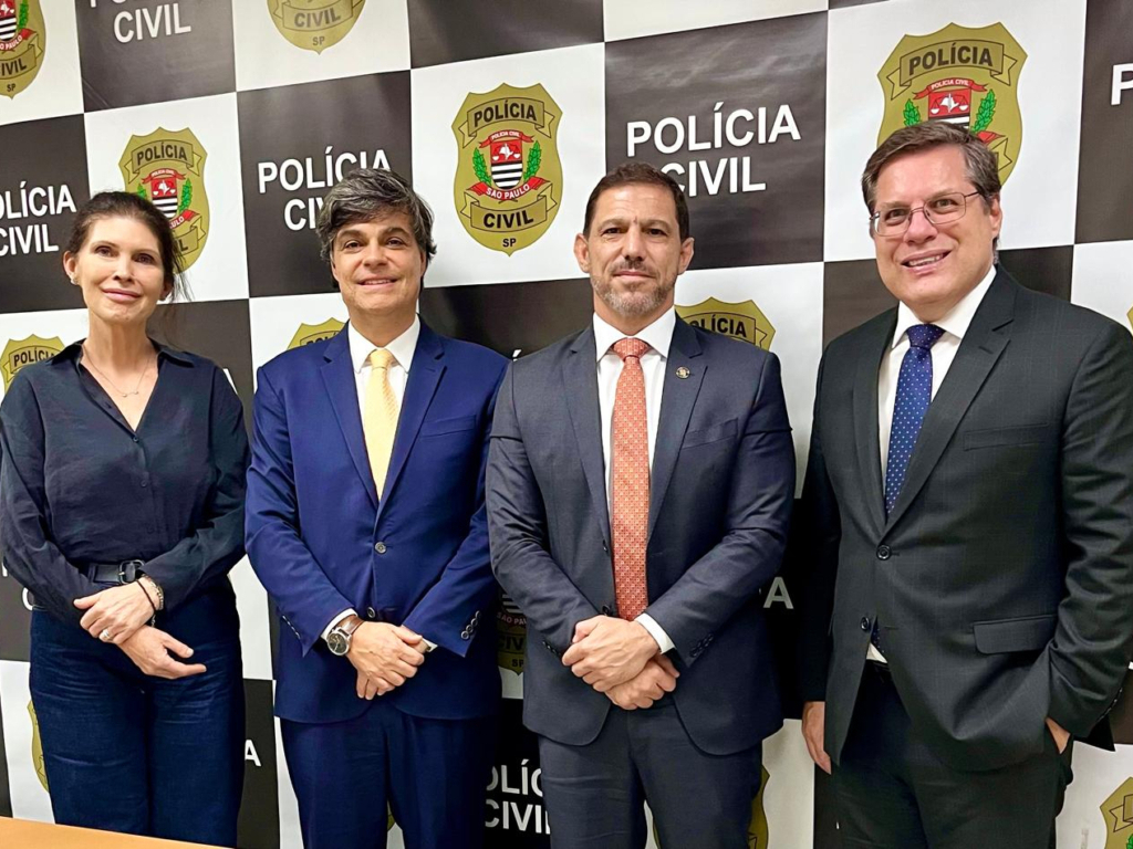 Presidente da OAB SP realiza visita institucional ao delegado-geral da Polícia Civil