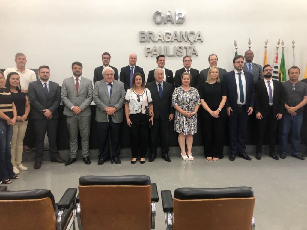 Diretor-Tesoureiro da OAB SP participa de Desagravo Público, em Bragança Paulista