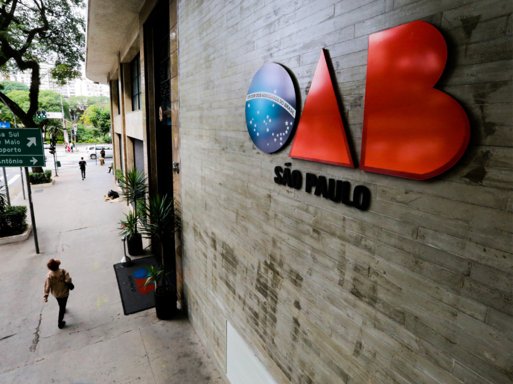 Advocacia paulista tem renda média mensal de R$ 8,5 mil