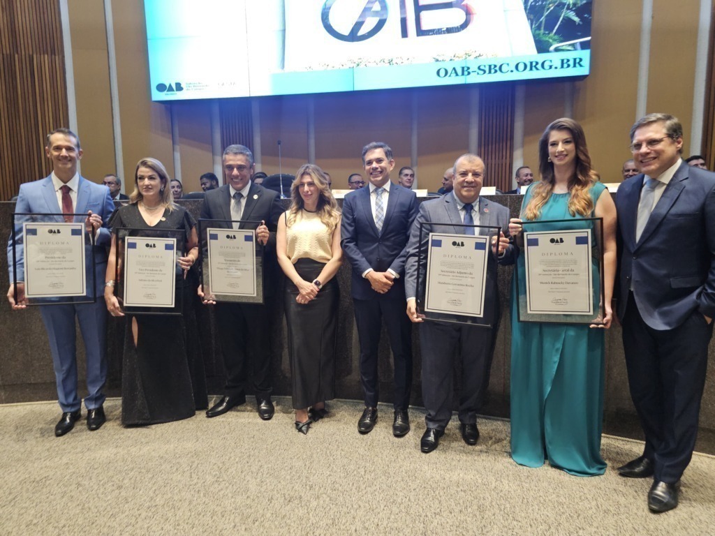 Diretor-tesoureiro da OAB SP participa da cerimônia de posse da diretoria da Subseção de São Bernardo do Campo