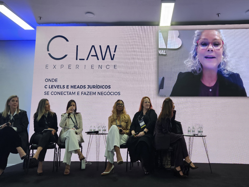 Iniciativas da OAB SP em equidade de gênero são destacadas em painel sobre liderança feminina no C Law Experience